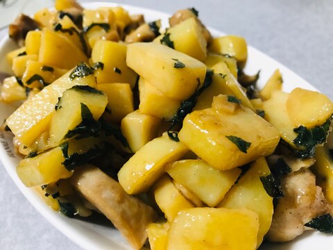 ご飯が進む!じゃが芋と鳥もも肉のニンニク大葉炒め♫